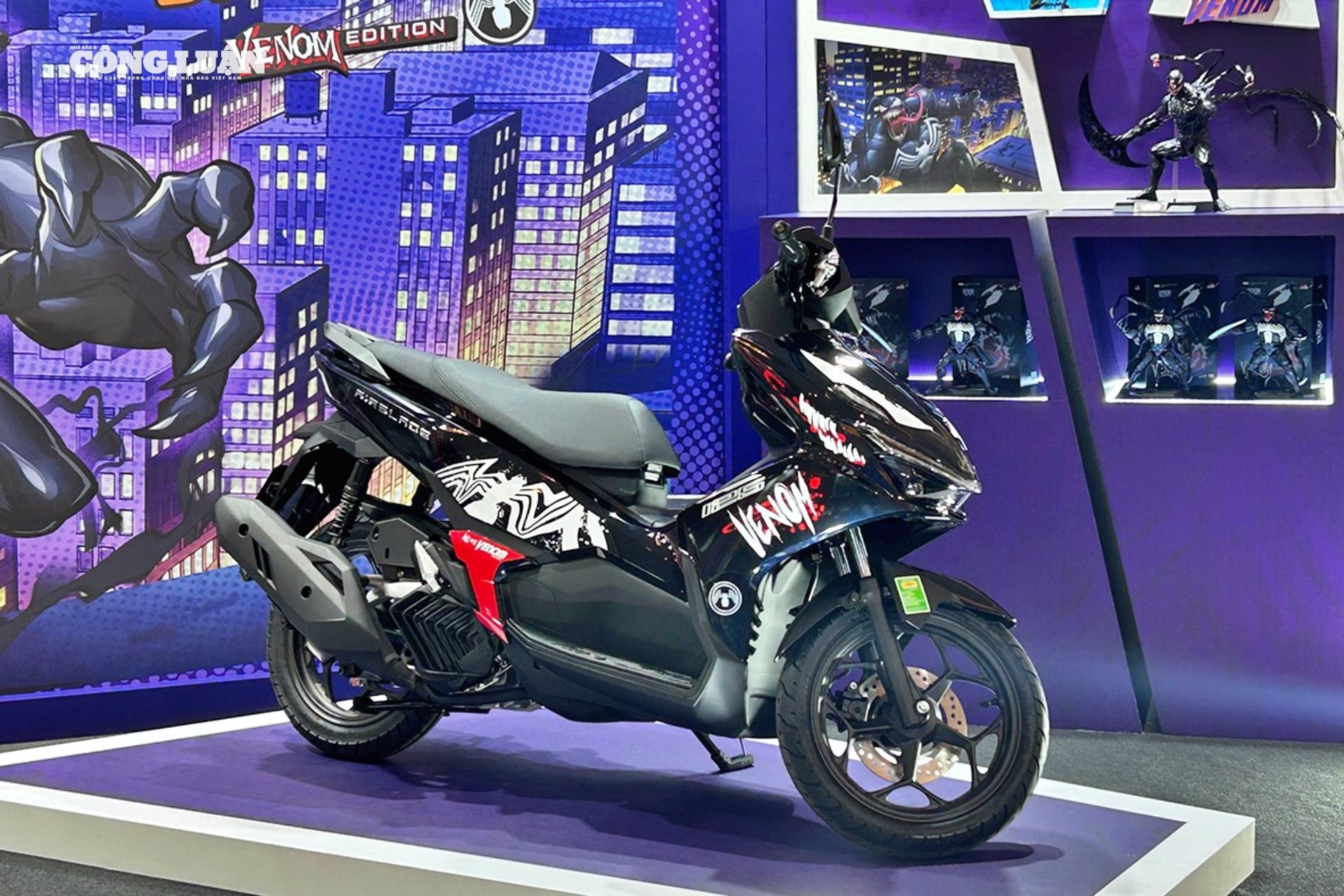 Phiên bản Honda Air Blade Venom.