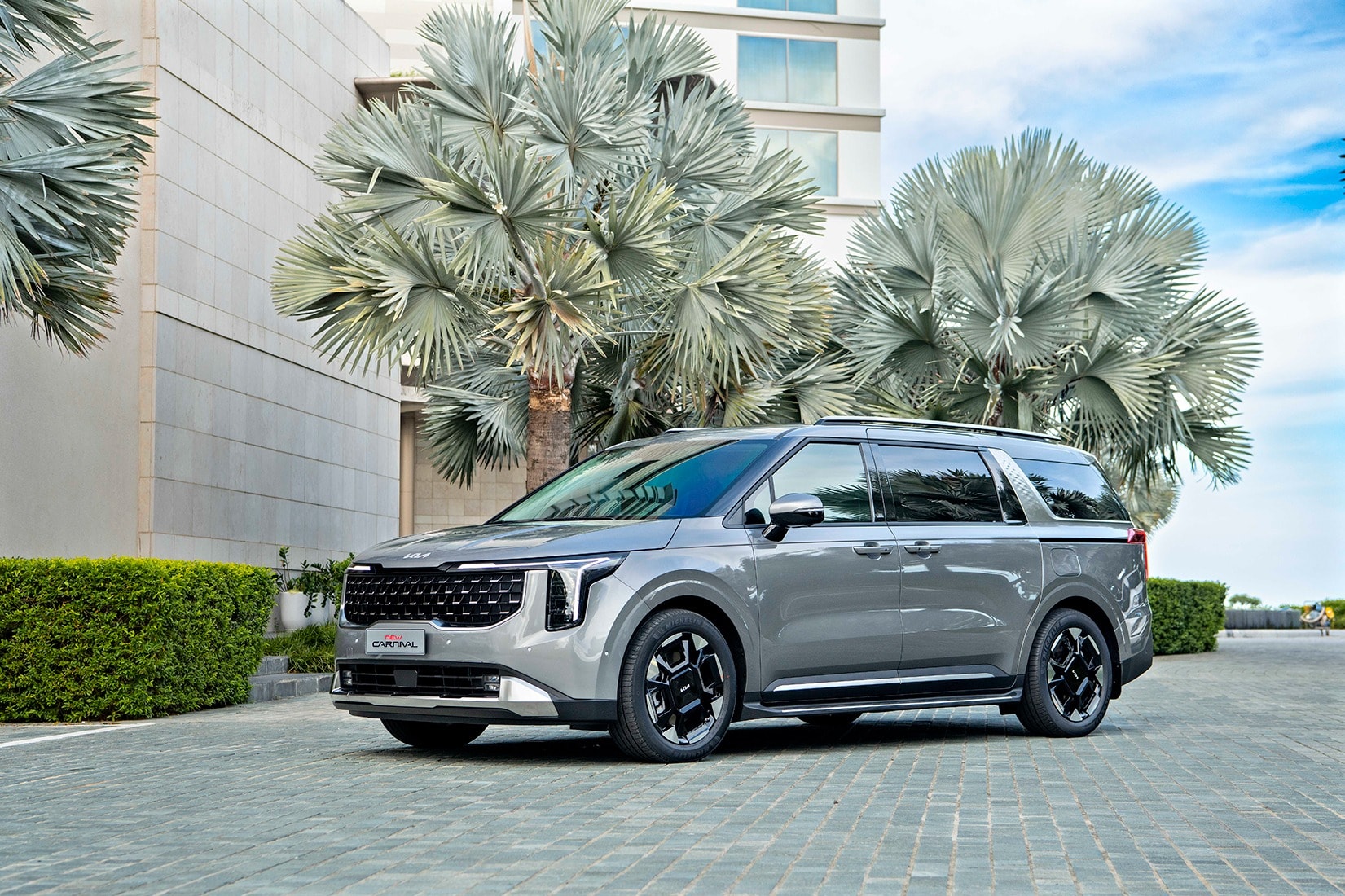 Mẫu xe Kia Carnival HEV giảm giá cao nhất 160 triệu đồng - Ảnh: Thaco Auto