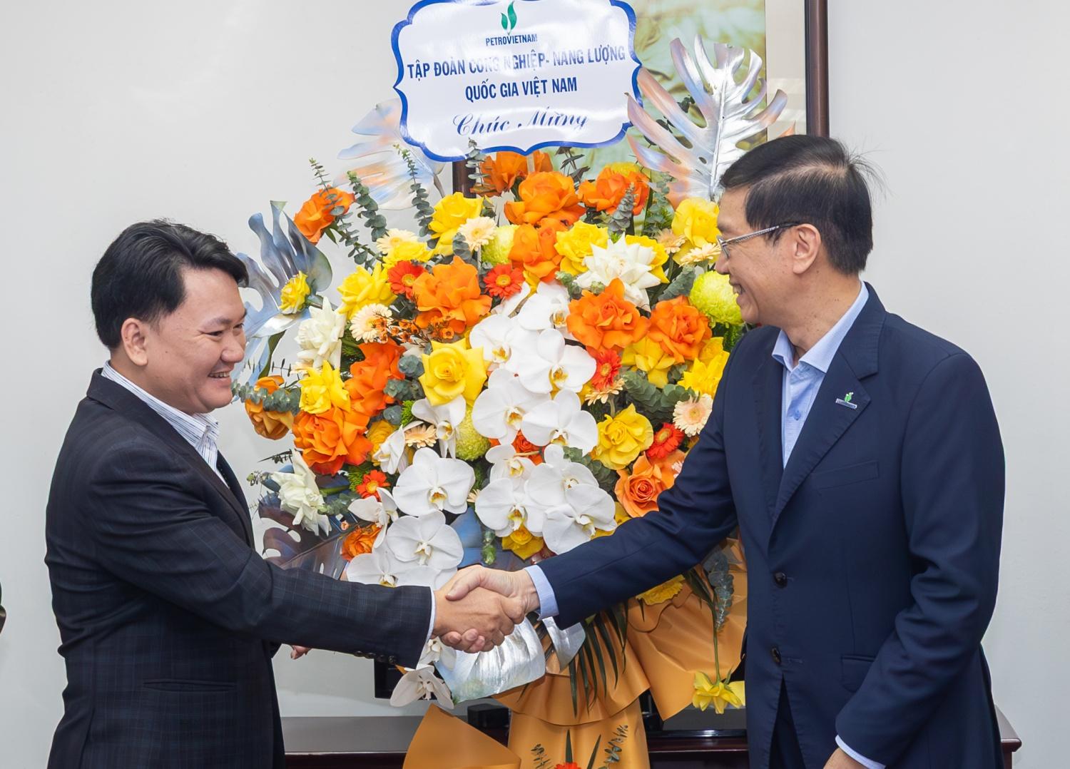 Năng lượng Mới - Petrotimes phấn đấu trở thành cơ quan báo chí hàng đầu về năng lượng