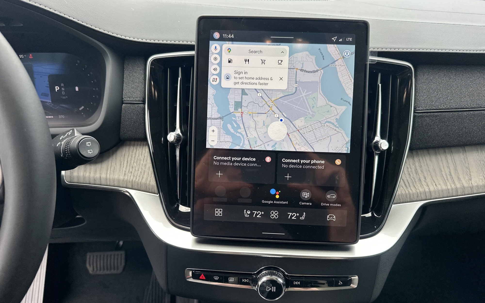 Kích thước màn hình trung tâm lớn hơn trước - Ảnh: Đại lý