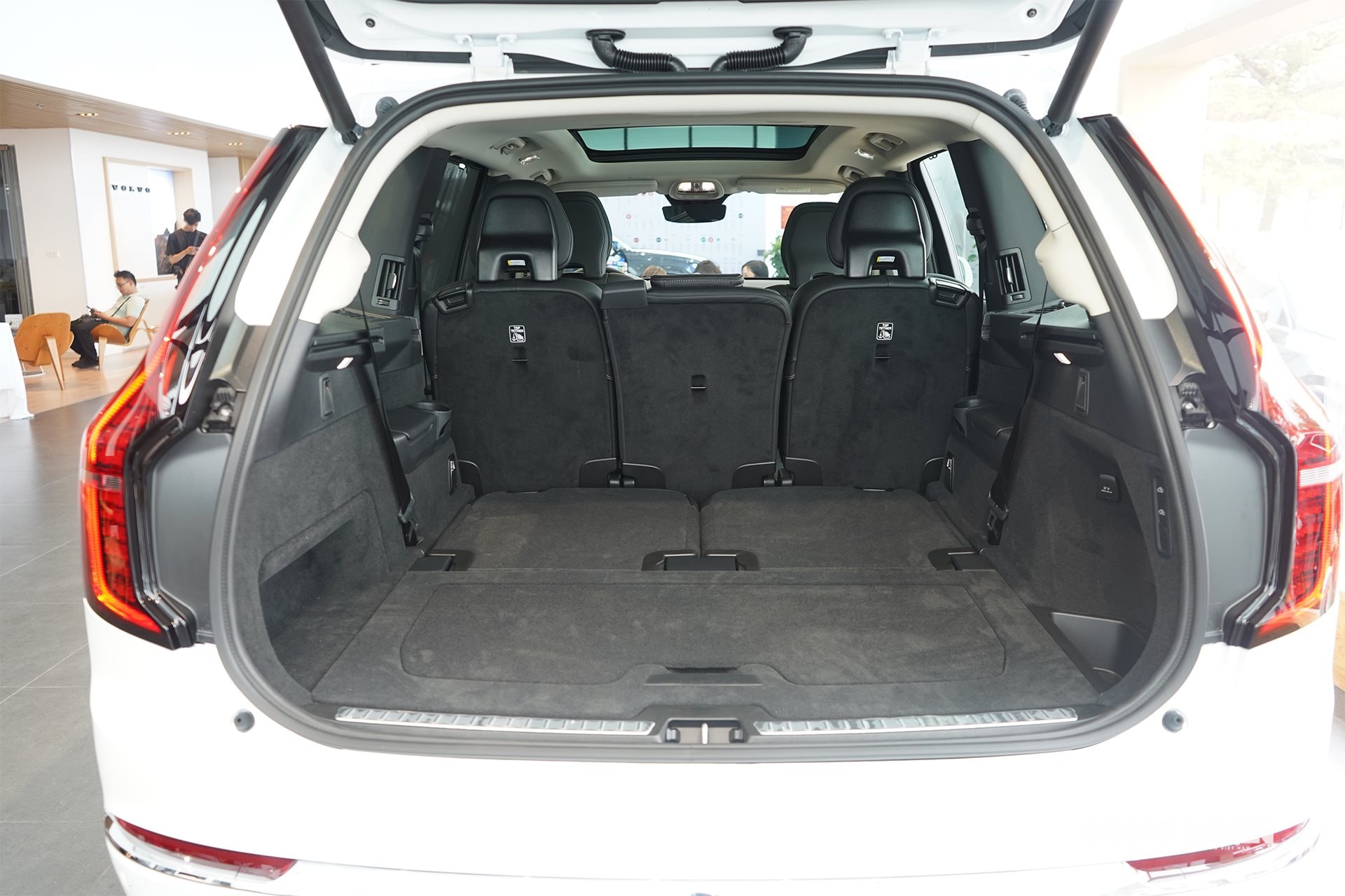 Volvo XC90 B5 2026 - 10