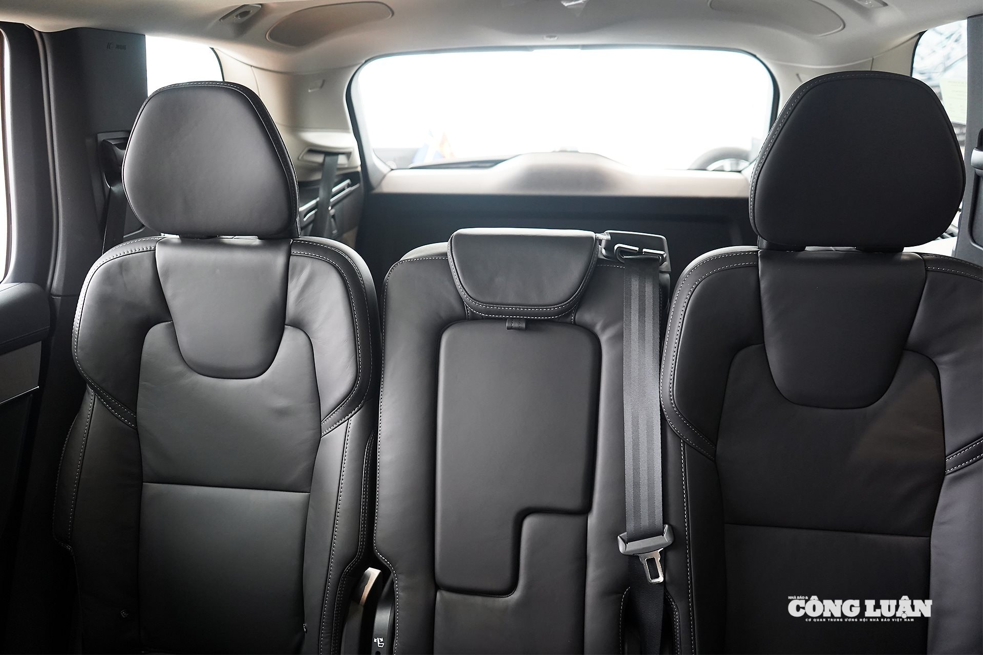 Volvo XC90 B5 2026 - 30