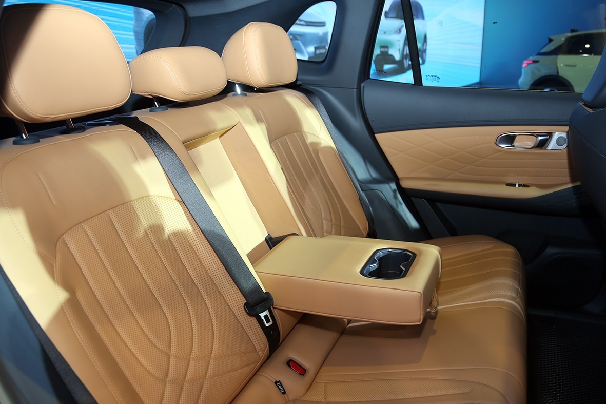 Geely EX5 EM-i 2026 - 15