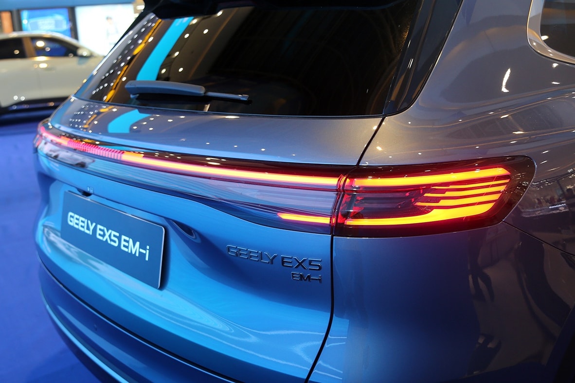Geely EX5 EM-i 2026 - 3