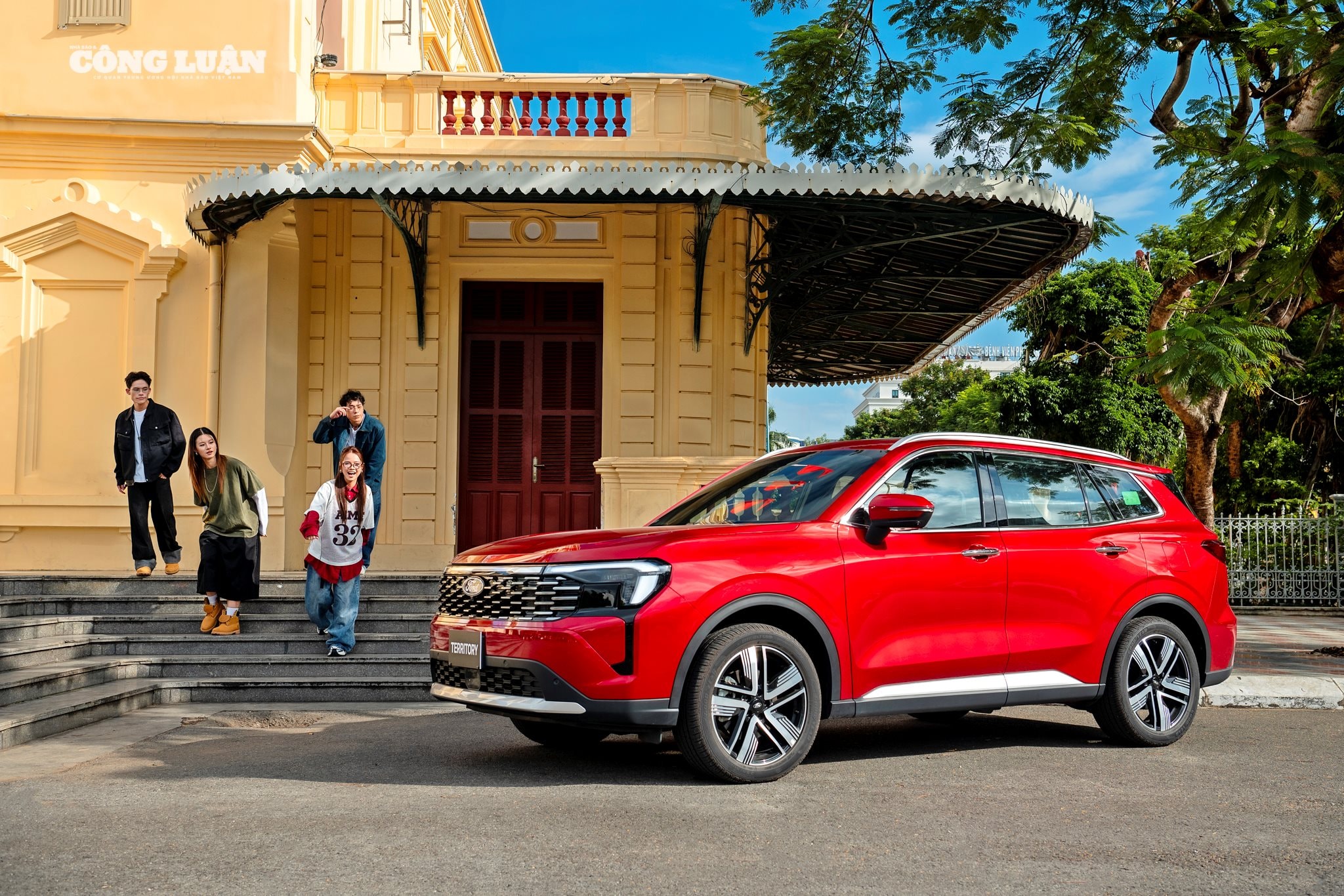 Sau điều chỉnh Ford Territory có giá bán lẻ tiêu chuẩn thấp nhất phân khúc xe gầm cao cỡ C.