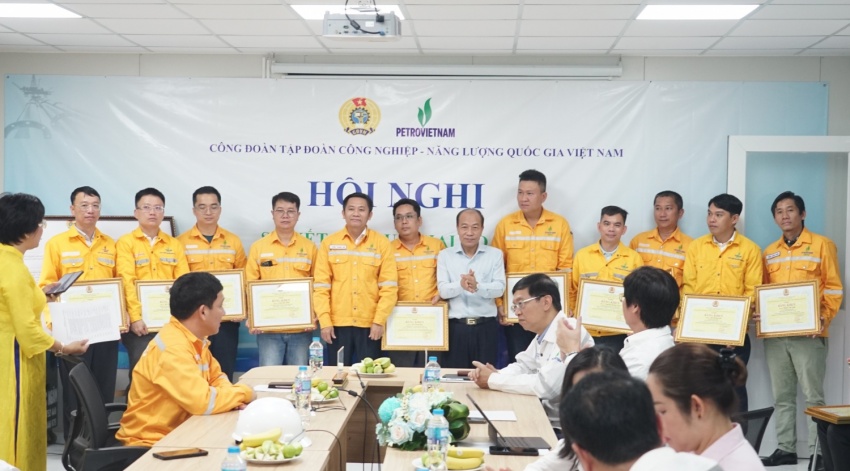 Triển khai thi đua giai đoạn 3 Dự án đường ống dẫn khí Lô B – Ô Môn Triển khai thi đua giai đoạn 3 Dự án đường ống dẫn khí Lô B – Ô Môn