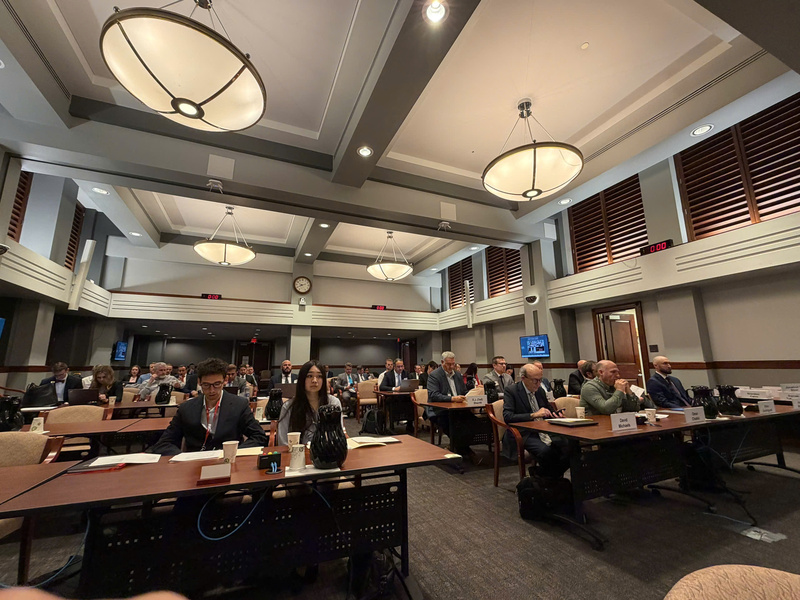 Toàn cảnh phiên điều trần điều tra tự vệ toàn cầu với sản phẩm đá thạch anh do Ủy ban thương mại quốc tế Hoa Kỳ tổ chức .