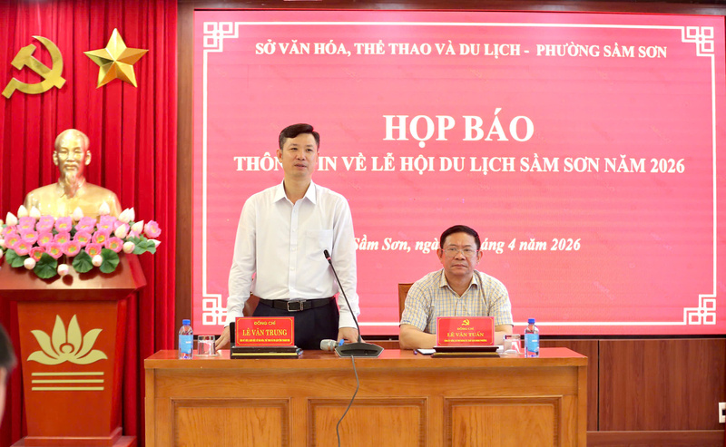Sở Văn hóa - Thể thao và Du lịch tỉnh Thanh Hóa phối hợp với phường Sầm Sơn tổ chức họp báo, cung cấp thông tin về lễ hội du lịch Sầm Sơn 2026. Ảnh: Ngô Nhung