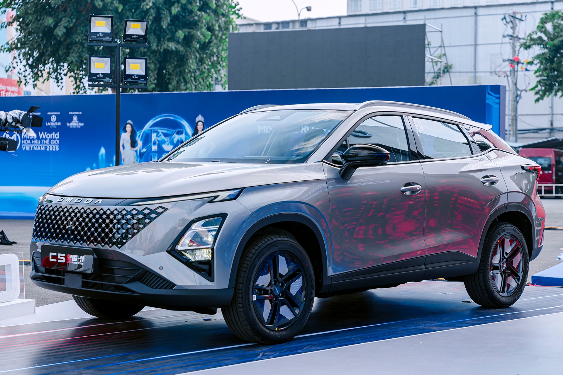 Mẫu xe Omoda C5 Hybrid nhập khẩu từ Trung Quốc.