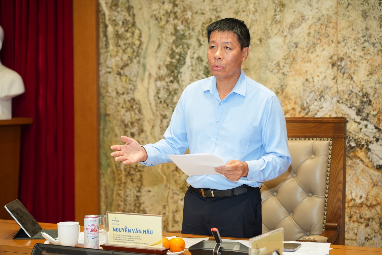 Tăng cường vai trò lãnh đạo của Đảng, giữ vững tăng trưởng trong bối cảnh thách thức