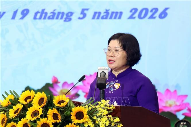 Phó Bí thư Thành ủy TP Hồ Chí Minh Văn Thị Bạch Tuyết phát biểu tại buổi lễ. Ảnh: TTXVN. Phó Bí thư Thành ủy TP Hồ Chí Minh Văn Thị Bạch Tuyết phát biểu tại buổi lễ. Ảnh: TTXVN.