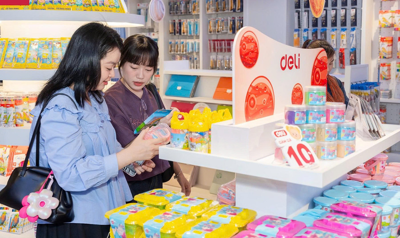 Trong 4 tháng đầu năm 2026, doanh thu thương mại điện tử bán lẻ đạt khoảng 11,53 tỷ USD. Ảnh minh hoạ