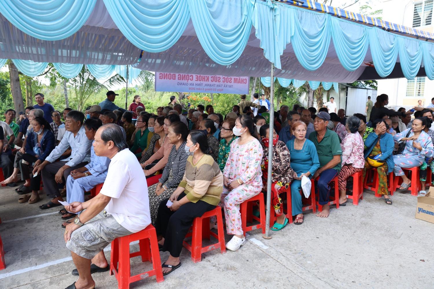 PTSC tiếp tục hành trình chăm sóc sức khỏe cộng đồng tại An Giang PTSC tiếp tục hành trình chăm sóc sức khỏe cộng đồng tại An Giang