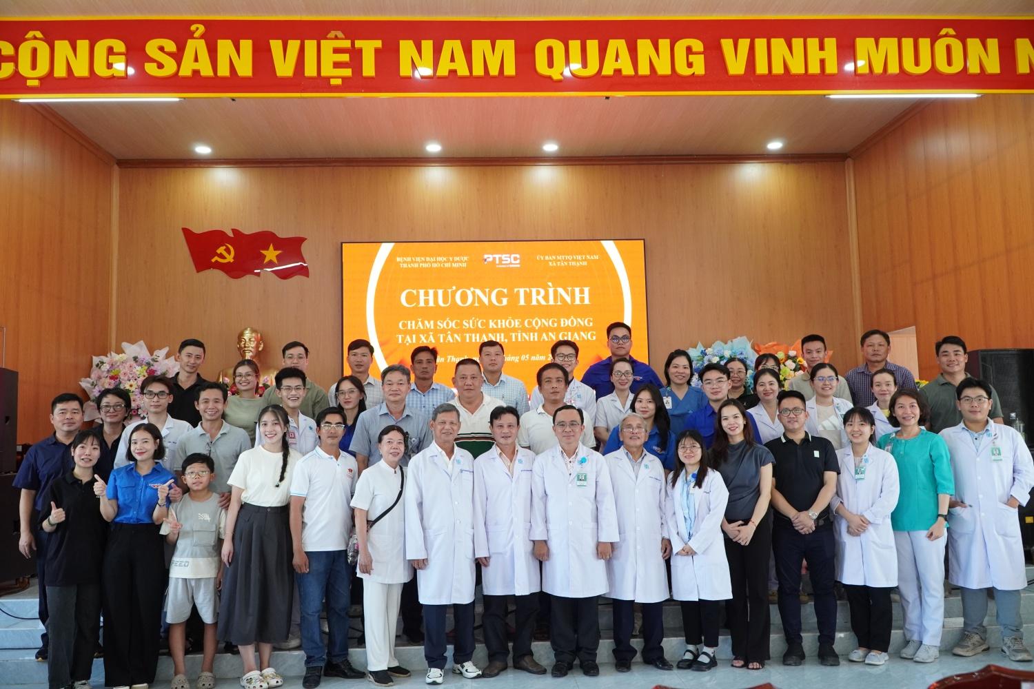 PTSC tiếp tục hành trình chăm sóc sức khỏe cộng đồng tại An Giang PTSC tiếp tục hành trình chăm sóc sức khỏe cộng đồng tại An Giang