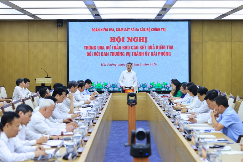 Về triển khai Nghị quyết 57, Thủ tướng đề nghị Hải Phòng triển khai đúng hạn, chất lượng các nhiệm vụ được Ban Chỉ đạo Trung ương, Ban Chỉ đạo của Chính phủ giao - Ảnh: VGP/Nhật Bắc