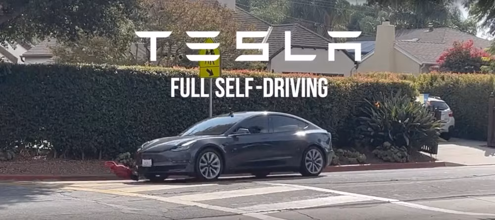 Mẫu xe Tesla tích hợp công nghệ tự lái. Ảnh: Tesla Mẫu xe Tesla tích hợp công nghệ tự lái. Ảnh: Tesla