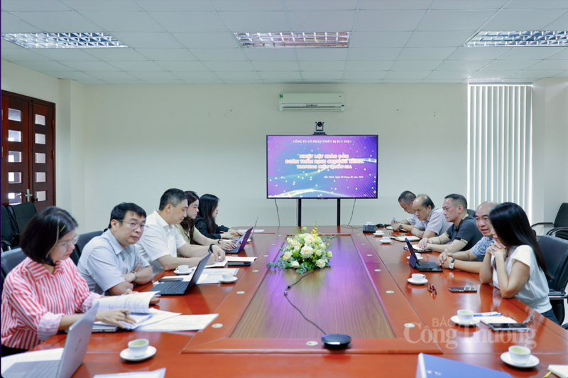 Đoàn thẩm định của Bộ Công Thương làm việc tại Công ty Cổ phần Bưu Điện. Ảnh: Quỳnh Trang