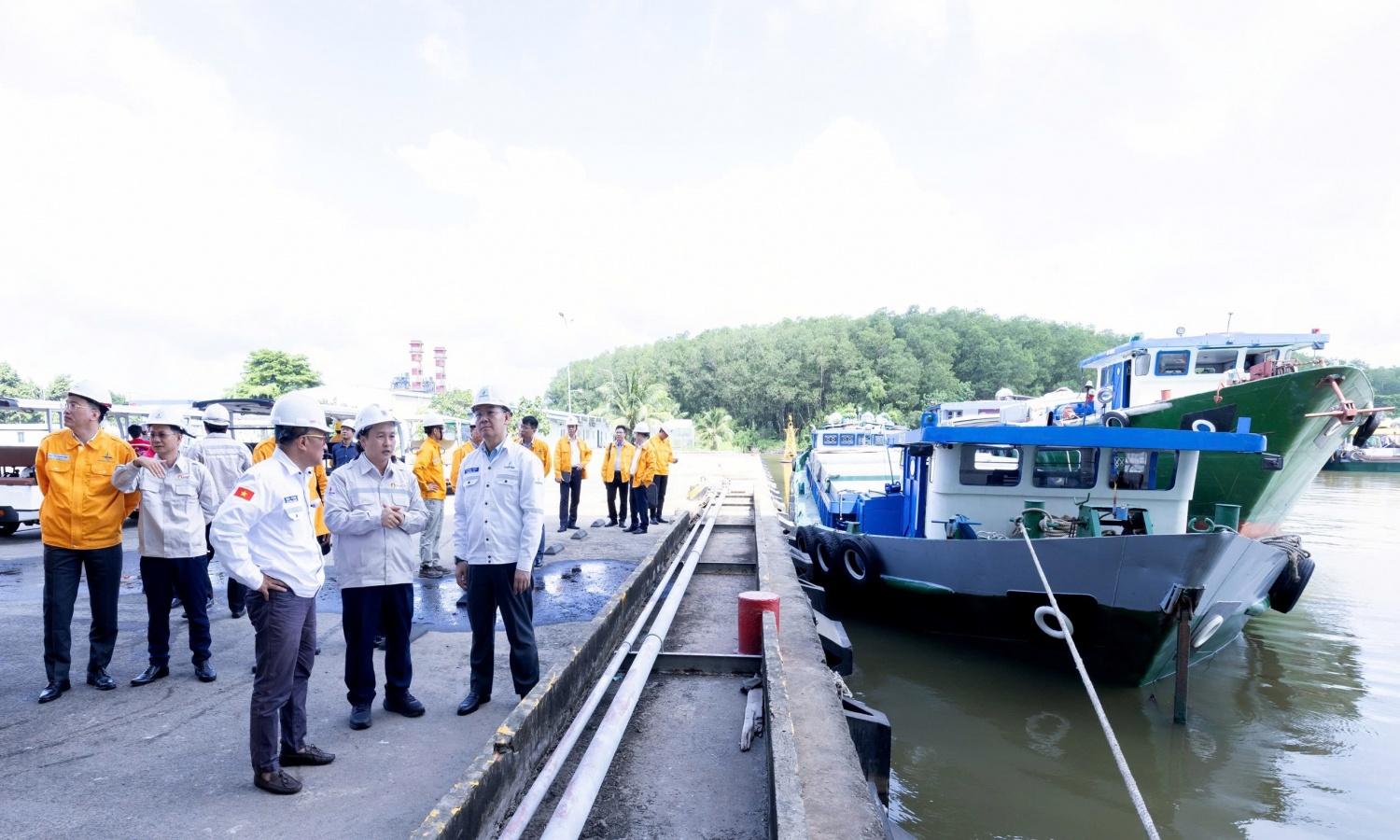 Thúc đẩy các giải pháp bảo đảm nguồn khí dài hạn cho Cụm Khí - Điện - Đạm Cà Mau