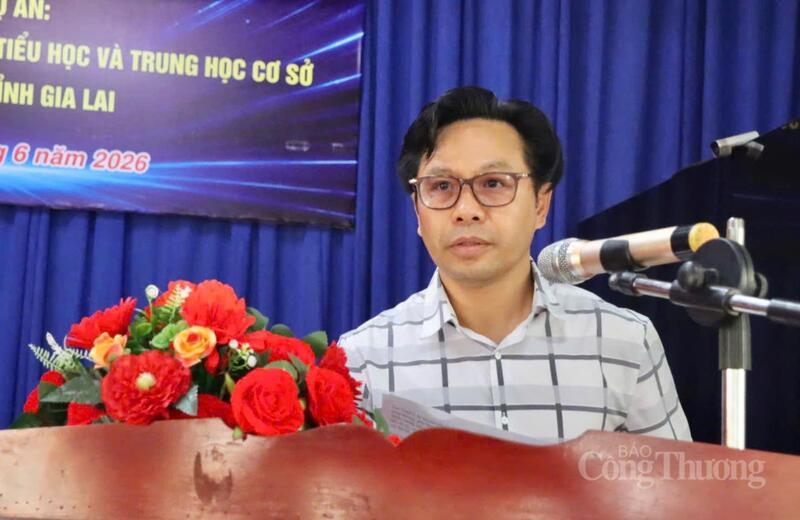 Ông Phạm Xuân Điệp, Giám đốc Ban Quản lý các dự án đầu tư xây dựng tỉnh Gia Lai phát biểu tại lễ phát động. Ảnh: Hoàng Phát