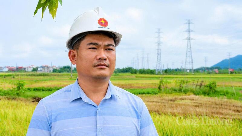 Ông Doãn Long trao đổi với phóng viên Báo Công Thương. Ảnh: Quốc Chuyển