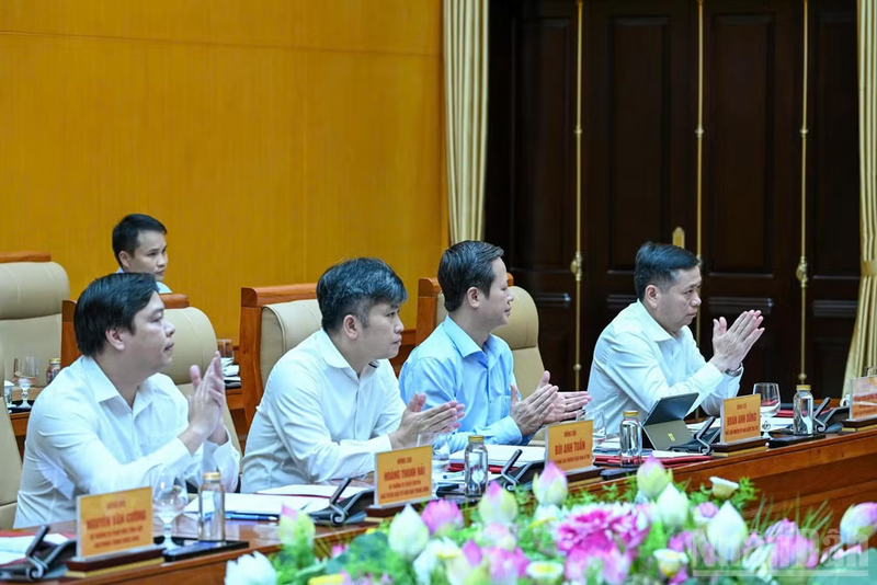 Các đồng chí thành viên Đoàn Kiểm tra dự hội nghị. Ảnh: Duy Linh