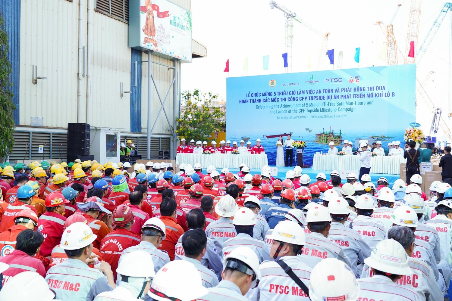 Petrovietnam trong cấu trúc hạ tầng, năng lượng, công nghiệp - dịch vụ của TP HCM Petrovietnam trong cấu trúc hạ tầng, năng lượng, công nghiệp - dịch vụ của TP HCM