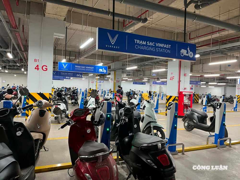 Sớm đồng bộ hạ tầng trạm sạc xe điện. tram-sac.jpg