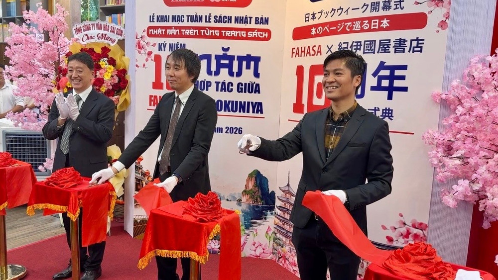 Sự kiện khai mạc Tuần lễ sách Nhật Bản với chủ đề “Nhật Bản trên từng trang sách”. Ảnh: TTXVN sachnhat.jpg