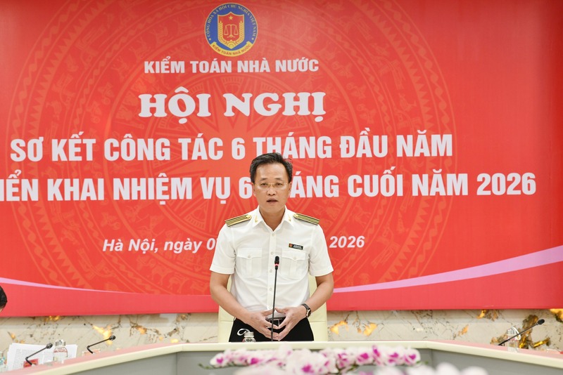 Tổng Kiểm toán nhà nước Nguyễn Hữu Nghĩa phát biểu tại hội nghị. Ảnh: SAV