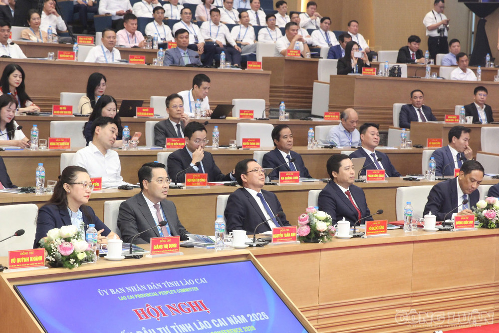 Các đại biểu trung ương và tỉnh Lào Cai dự hội nghị clo_br_dai-bieu.jpg
