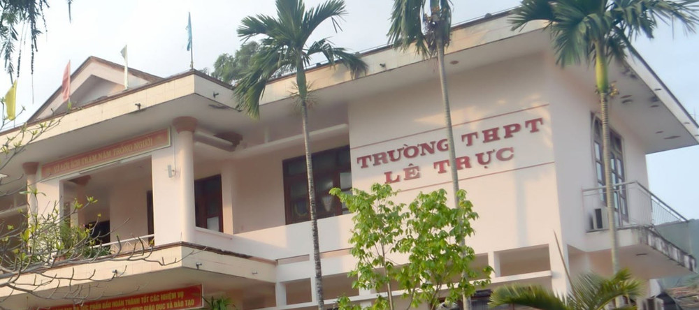 Trường THPT Lê Trực nơi xảy ra sự việc. Ảnh: Fanpage nhà trường 470052861-541752915528215-8416470978481664692-n-5724.jpg