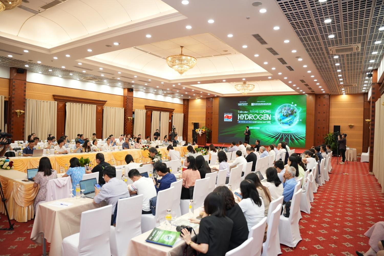 Hydro trắng: Tiềm năng trong hành trình chuyển dịch năng lượng của Việt Nam Hydro trắng: Tiềm năng trong hành trình chuyển dịch năng lượng của Việt Nam