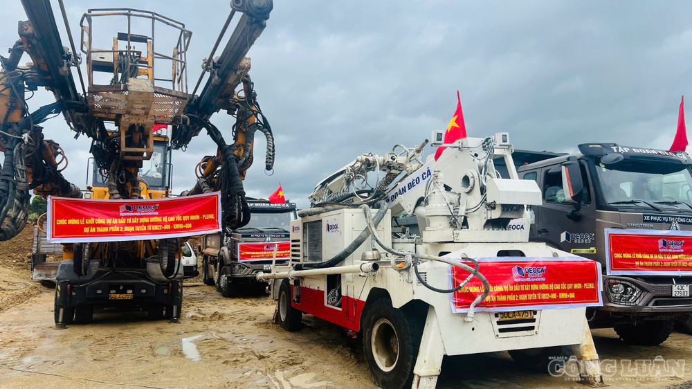 Dự án thành phần 2 cao tốc Quy Nhơn - Pleiku quy tụ nhiều đơn vị thi công hàng đầu trong lĩnh vực đầu tư và xây dựng hạ tầng giao thông tại Việt Nam như Tập đoàn Đèo Cả và Công ty TNHH Tập đoàn Sơn Hải clo_br_1787113953789-2146614995054802874-7020462797444541469-35a431e6d242b281d941db88b76eded2.jpg