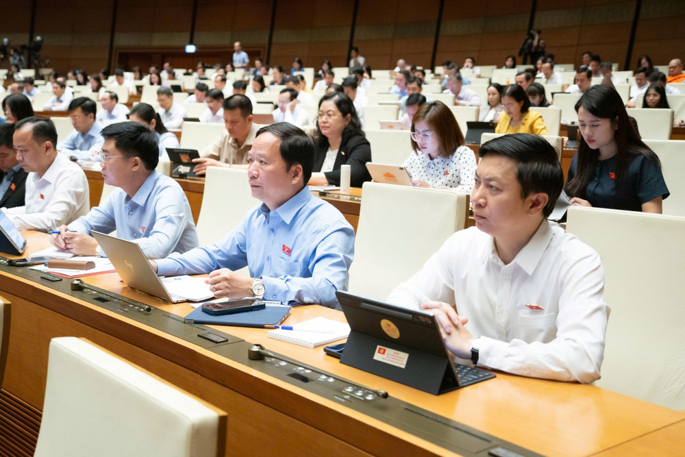 Các đại biểu tham dự phiên họp (ảnh QH). 52.jpg