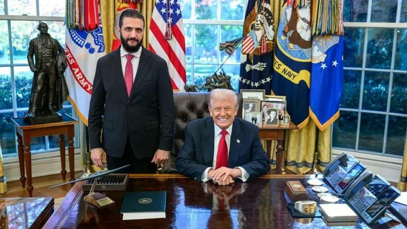Tổng thống Mỹ Donald Trump và Tổng thống Syria Ahmed al-Sharaa. Ảnh: Truth Social 4a4a9492-5dcb-4f32-9e42-c49626cb86aa-16x9-1200x676jpg.jpg