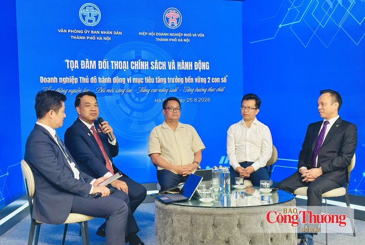 GS.TS Mạc Quốc Anh – Ủy viên Ủy ban Trung ương Mặt trận Tổ quốc Việt Nam; Phó Chủ tịch kiêm Tổng Thư ký HANOISME phát biểu tại Toạ đàm.