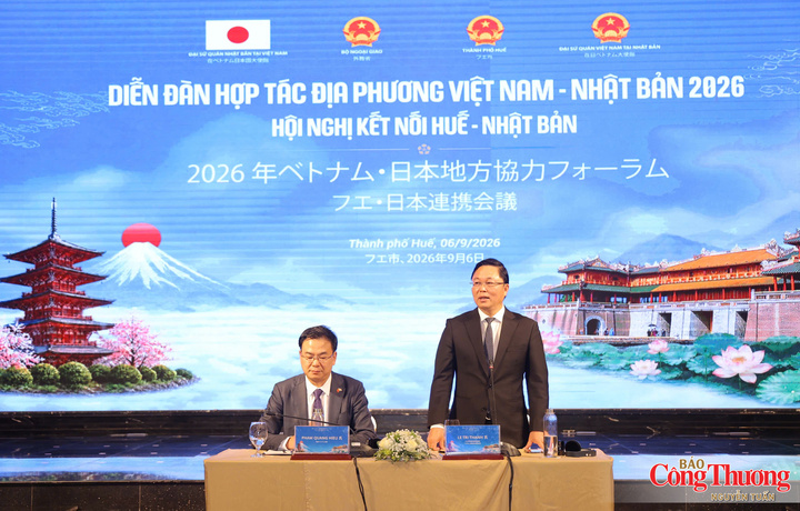 Chủ tịch UBND thành phố Huế Lê Trí Thanh phát biểu tại hội nghị