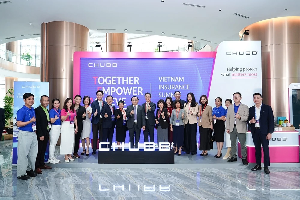 Chubb tạo điểm hẹn đối thoại tại Vietnam Insurance Summit 2026