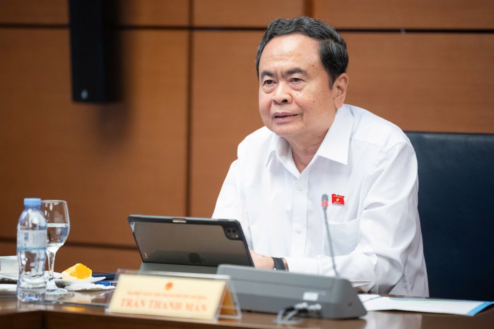 chu-tich-quoc-hoi-mo-rong-khu-vuc-cam-khoi-thuoc-xu-phat-nghiem-nhu-singapore.jpg