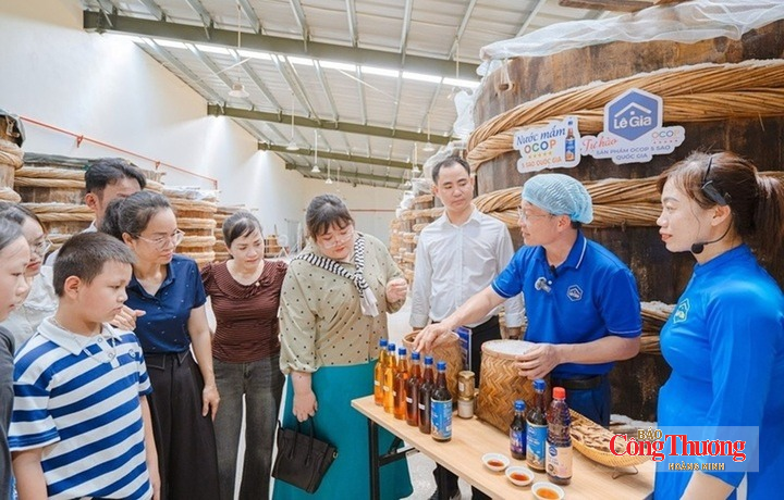 Sảm phẩm OCOP 5 sao mắm Lê Gia của tỉnh Thanh Hóa đã có mặt tại nhiều siêu thị trên các thị trường trong và ngoài nước